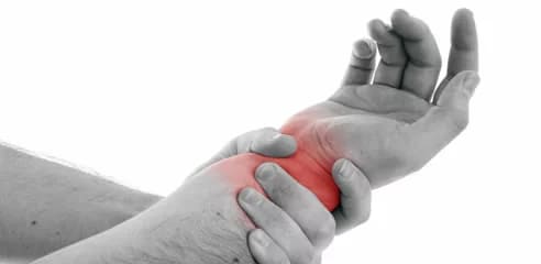 دلایل رگ به رگ شدن دست