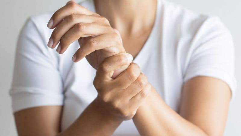 علائم شایع تنگی کانال مچ دست
